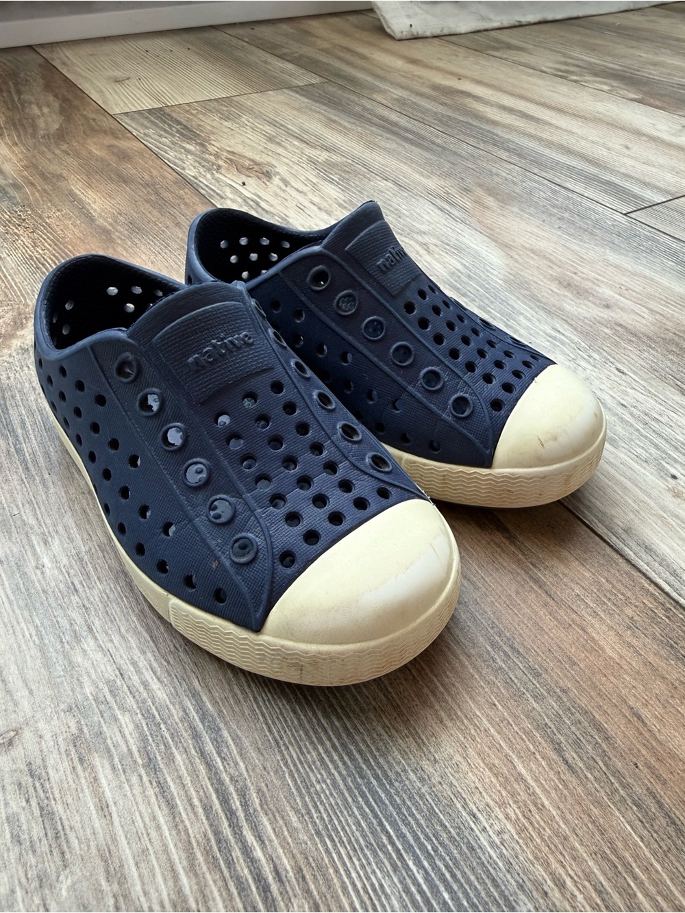 Native Jefferson Regatta Blue C7